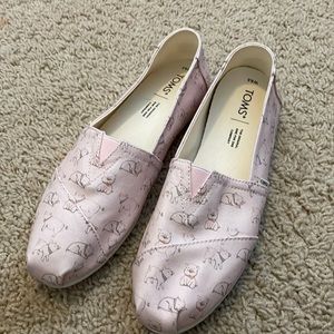 Never been worn pig print Toms
